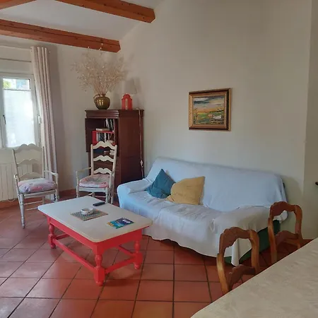 Charmante Maison Avec Jardin *