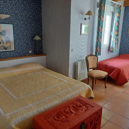 펜션 Charmante Maison Avec Jardin 마노스크